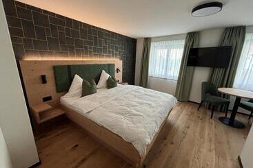 アパートホテル Appart Hotel Pitschonia Self Check In