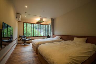 Отель Koorogirou