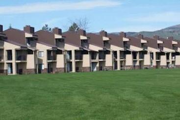 アパートホテル Ideal Beach Resort