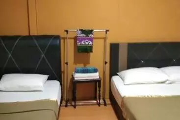 Retkeilymaja Perhentian Warisan Pulau Perhentian Besut Terengganu Malaysia