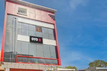 Oyo Flagship Hotel Moon Light