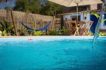 Hostel Mar De Marceneiro