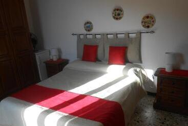 Aparthotel Central Room