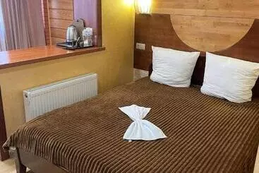 Hotelli готельний комплекс