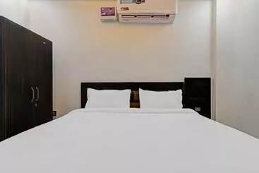Hotel Super Collection O Oyo Townhouse Lemonade Shyam Nagar
