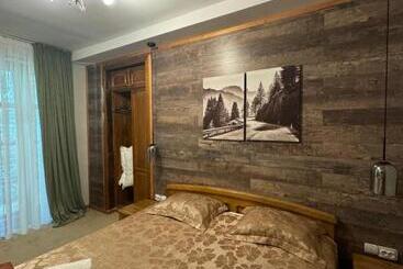 پانسیون дом вдали от дома Sky Village