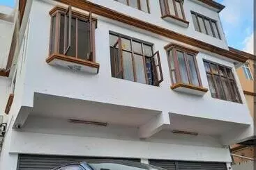 هتل آپارتمان Citronella Villa Flic En Flac