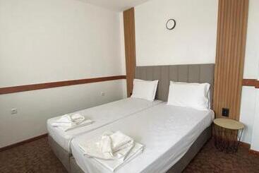 בית מלון כפרי хотел м1