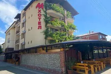 Hôtel хотел м1
