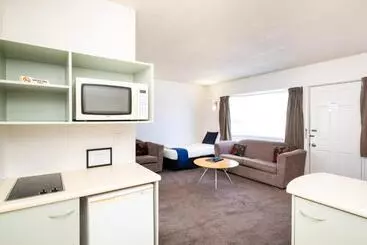 Chevron Motel