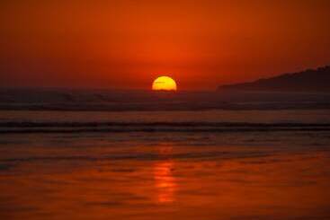 Sunset Del Mar Beach Resort