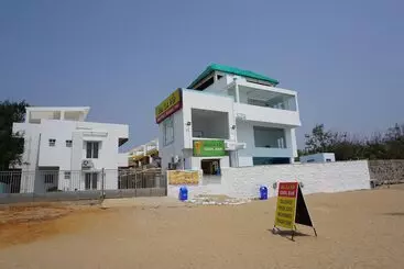 Sea La Vie Covelong Beach Resort