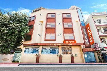 Fabhotel Golden Village