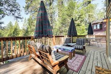 Casa Rural Beach Access, Furnished Deck & Grill: Arnold Cabin