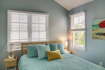 بيت ريفى Key West Home On Golf Course W/ Patio & Grill!