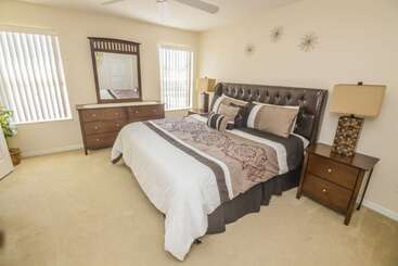 茅舍 Lake View Townhome Near Disney