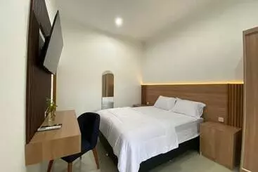Hotel Aira Living