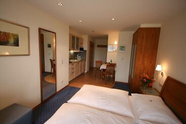 ホテル Appartements Tritscher