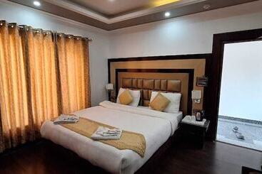 Hotel Greater Ladakh Residency