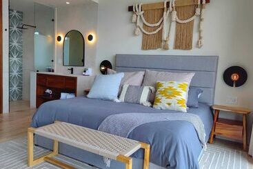 Отель Nómada Boutique Habitat