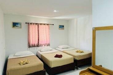 Majatalo Bangsit Guesthouse