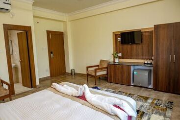 Hotel Lumbini Five Elements