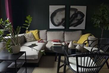 Hotel The Rooms Airport   20rooms