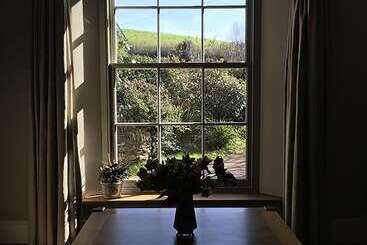 Bed and Breakfast The Tall House