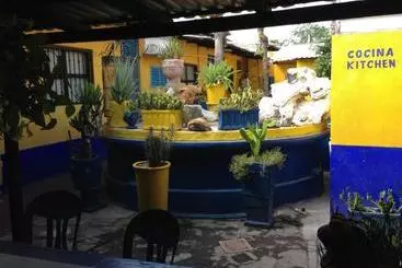 ホテル Pension California