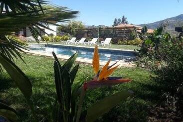 Bed and Breakfast Callihue Lodge