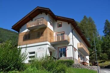 Dolomites B&b Suites, Apartments And Spa