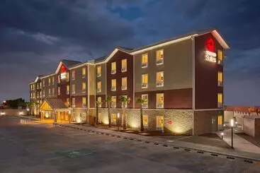 هتل Extended Suites Tijuana Macroplaza