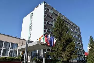 Hôtel Pelikán