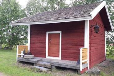 Bed and Breakfast Peltolan Luomutila