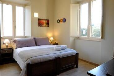 צימר Eos Room And Breakfast