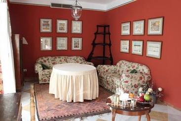 تختخواب و صبحانه Life Select San Bernardo