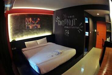 Hotel Coconut Budget And Boutique Huahin