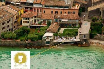 Отель Relais La Speranzina