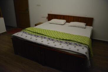 Resort White Shell Beach House