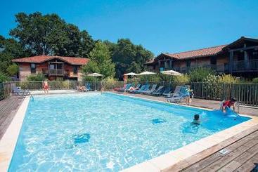 Отель Résidence Domaine De La Prade