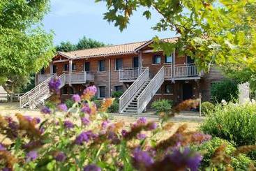 Hotel Résidence  Domaine De La Prade