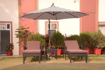 Sparsh Hotel & Resorts