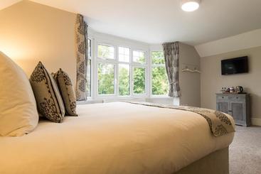 בית מלון כפרי The Maple Manor