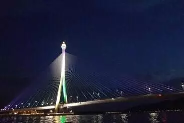 تختخواب و صبحانه Villa Dadap