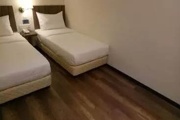 9 Square Hotel   Sri Kembangan