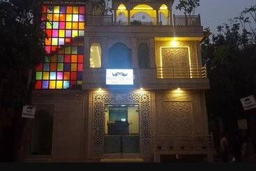 הוסטל Moustache Agra