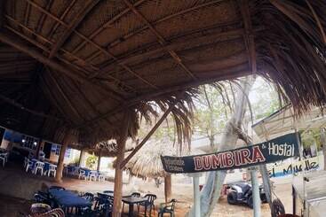 Hostel Hostal Dumbira