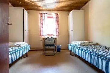 Alberg Halens Camping Och Stugby