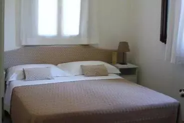 ベッドアンドブレックファースト Molo Di Levante   Rent Apartment