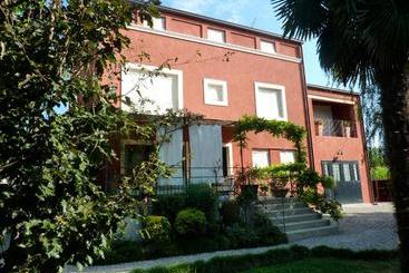 B&b Maison Parco Del Brenta
